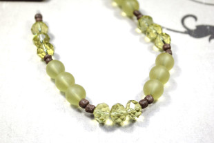 Бусины стекло 32 шт ± 3 шт №03 желтый